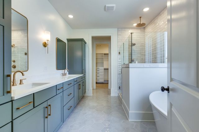 8213 Ashbury Ct, College Grove, TN 37046