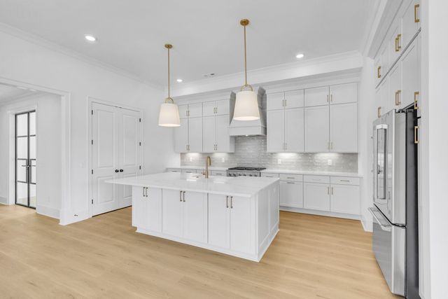 8213 Ashbury Ct, College Grove, TN 37046