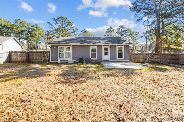 3305 Hunting Bay Drive, Spring Lake, NC 28390