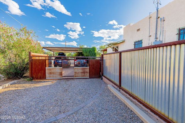 3732 E Pima Street, Tucson, AZ 85716
