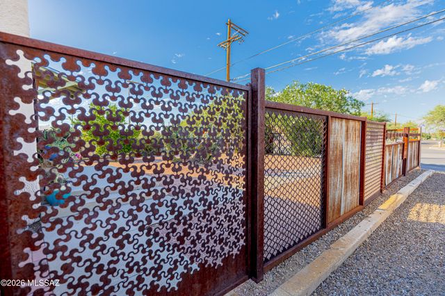 3732 E Pima Street, Tucson, AZ 85716