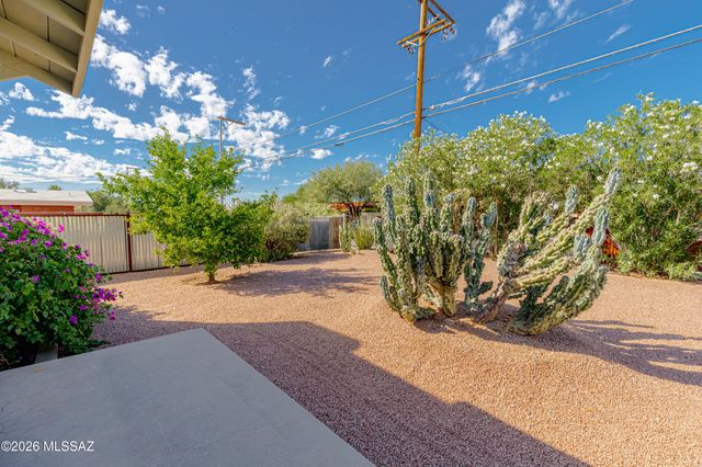 3732 E Pima Street, Tucson, AZ 85716