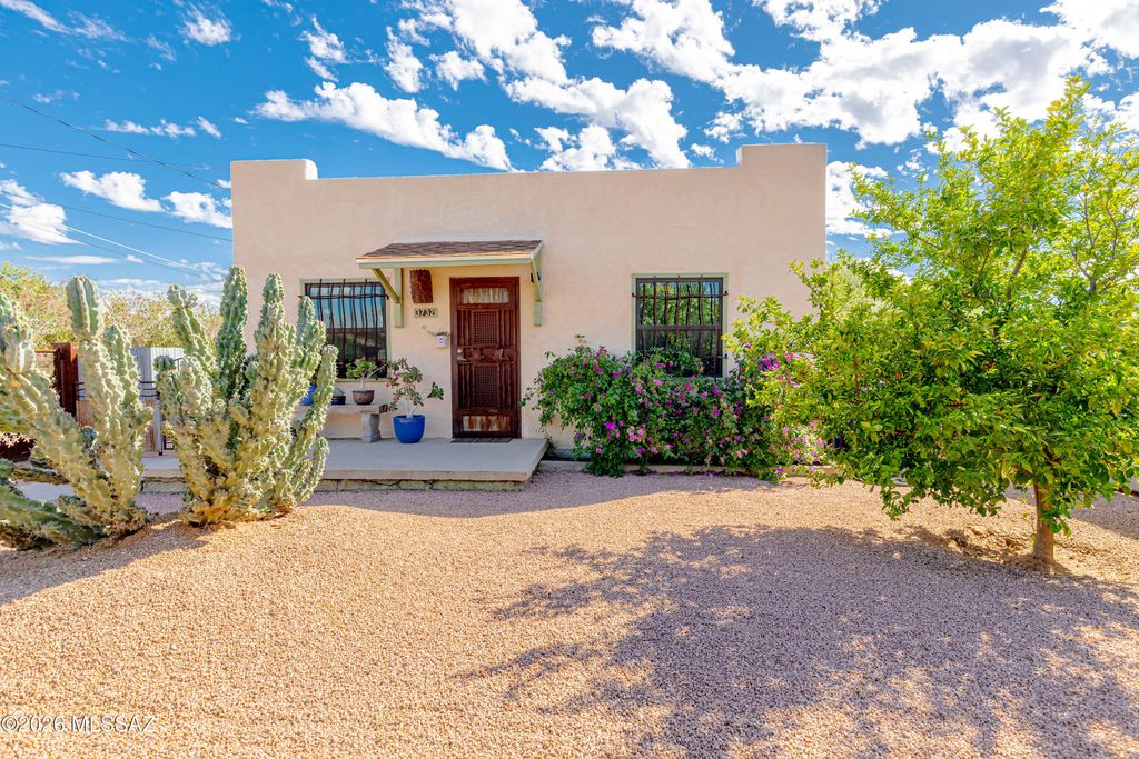 3732 E Pima Street, Tucson, AZ 85716