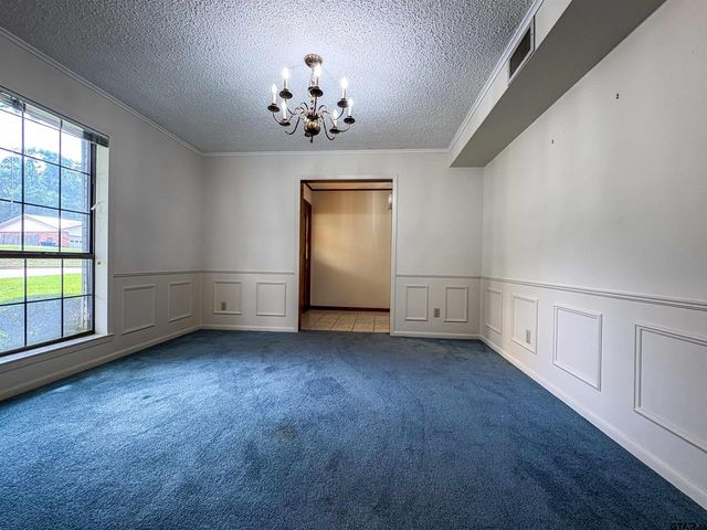 802 Circle Drive, Winnsboro, TX 75494