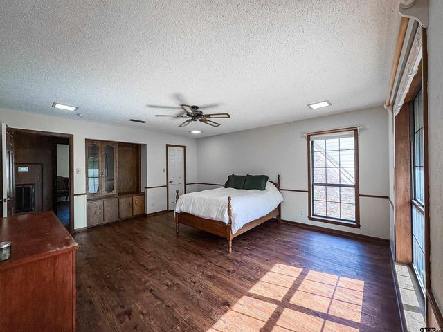 802 Circle Drive, Winnsboro, TX 75494
