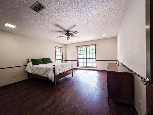 802 Circle Drive, Winnsboro, TX 75494