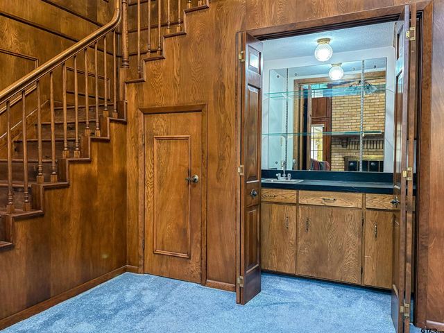 802 Circle Drive, Winnsboro, TX 75494