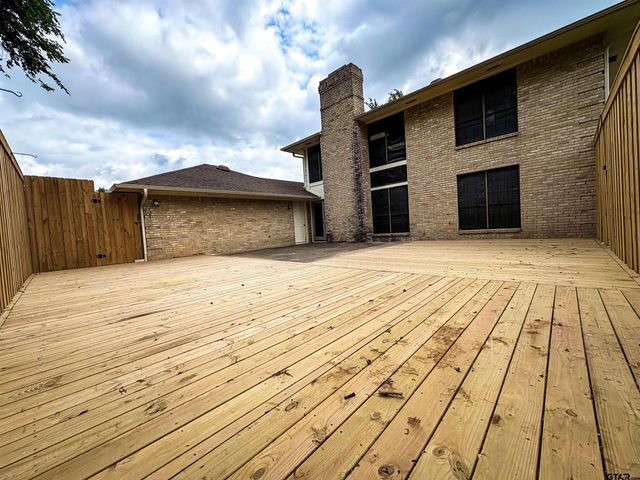 802 Circle Drive, Winnsboro, TX 75494