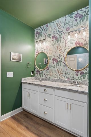 1063 Callaway Dr, Lebanon, TN 37087