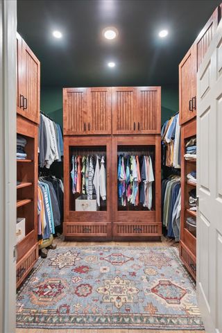 1063 Callaway Dr, Lebanon, TN 37087