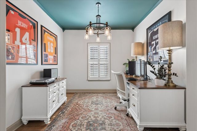 1063 Callaway Dr, Lebanon, TN 37087