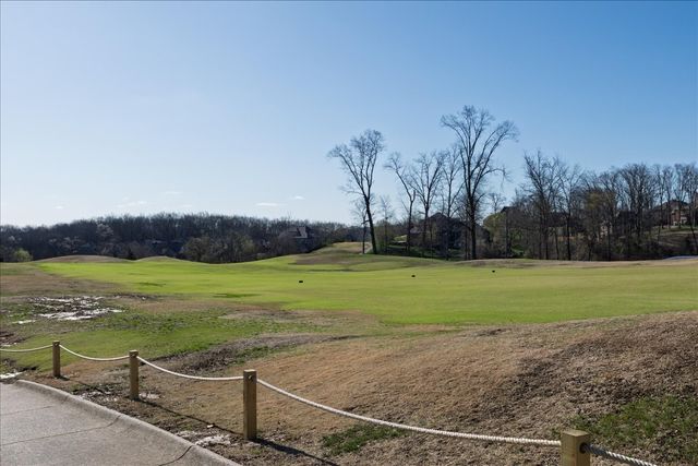 1063 Callaway Dr, Lebanon, TN 37087