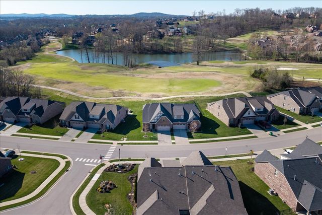 1063 Callaway Dr, Lebanon, TN 37087