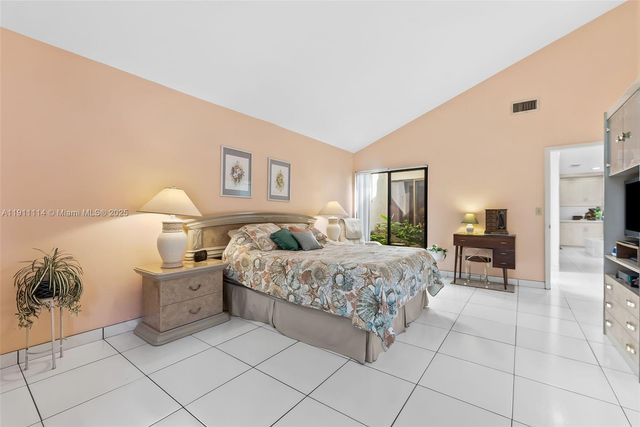 7665 Sierra Dr W, Boca Raton, FL 33433