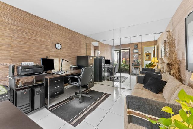 7665 Sierra Dr W, Boca Raton, FL 33433