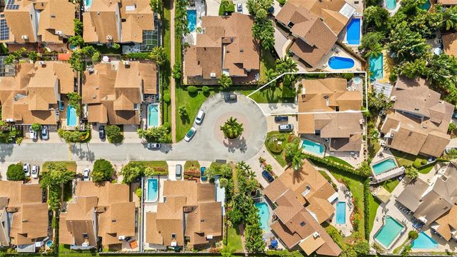 7665 Sierra Dr W, Boca Raton, FL 33433