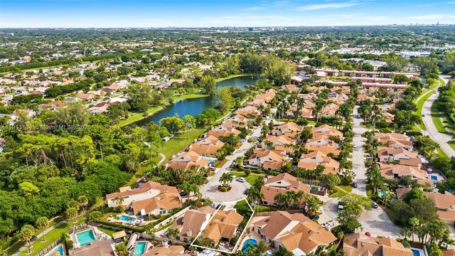 7665 Sierra Dr W, Boca Raton, FL 33433