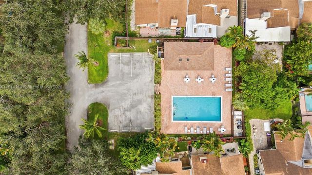 7665 Sierra Dr W, Boca Raton, FL 33433