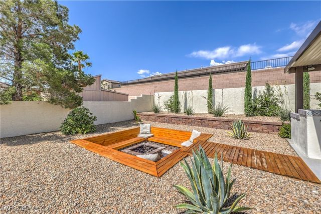 5855 Boulder Brook Court, Las Vegas, NV 89149