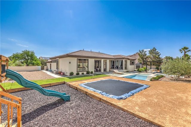 5855 Boulder Brook Court, Las Vegas, NV 89149