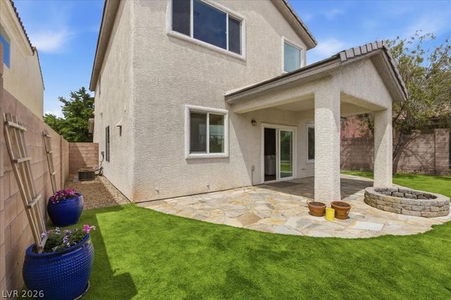 8104 Loma Del Ray Street, Las Vegas, NV 89131