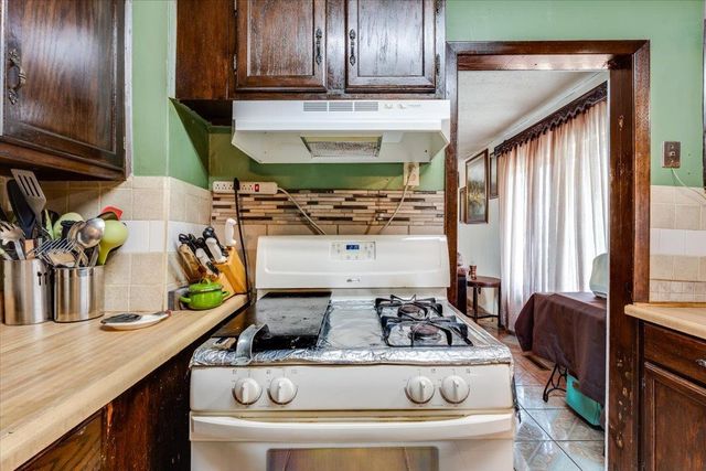 2419 N Rosenthal Ave, Wichita, KS 67204