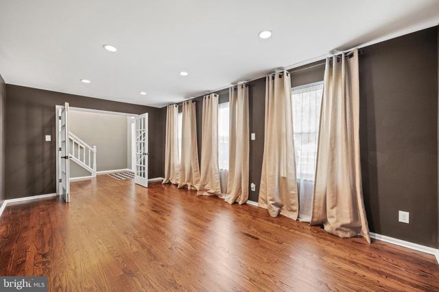 2301 DERBY DR, Cinnaminson, NJ 08077