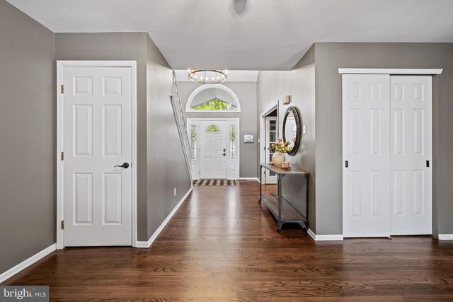 2301 DERBY DR, Cinnaminson, NJ 08077