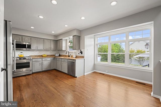 2301 DERBY DR, Cinnaminson, NJ 08077