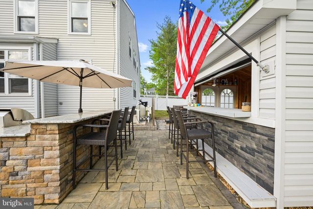 2301 DERBY DR, Cinnaminson, NJ 08077