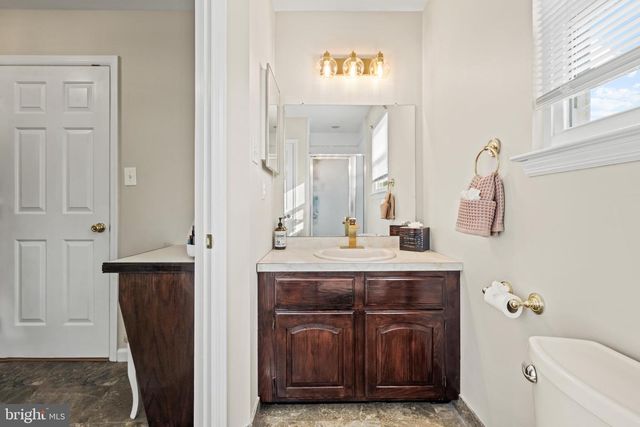 2301 DERBY DR, Cinnaminson, NJ 08077