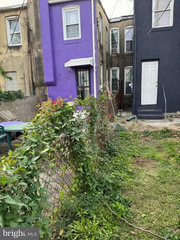 1713 N CAREY ST, Baltimore, MD 21217