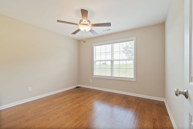 3232 Owl Hollow Rd, Belvidere, TN 37306