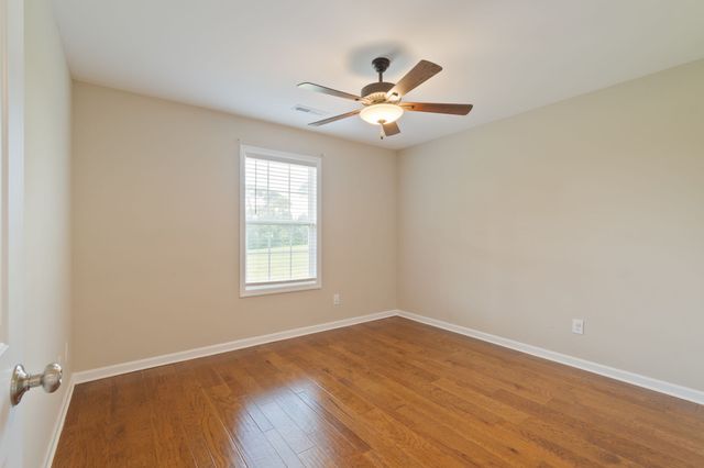 3232 Owl Hollow Rd, Belvidere, TN 37306