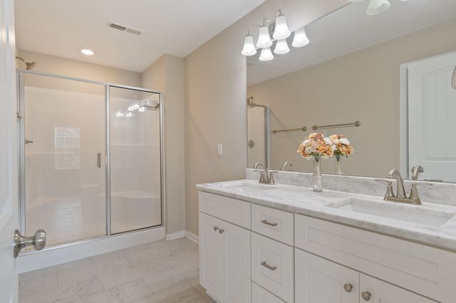3232 Owl Hollow Rd, Belvidere, TN 37306