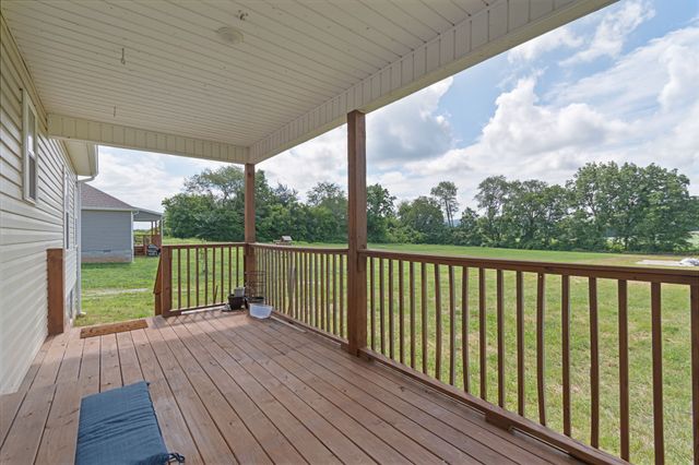 3232 Owl Hollow Rd, Belvidere, TN 37306