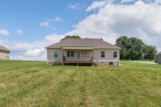 3232 Owl Hollow Rd, Belvidere, TN 37306