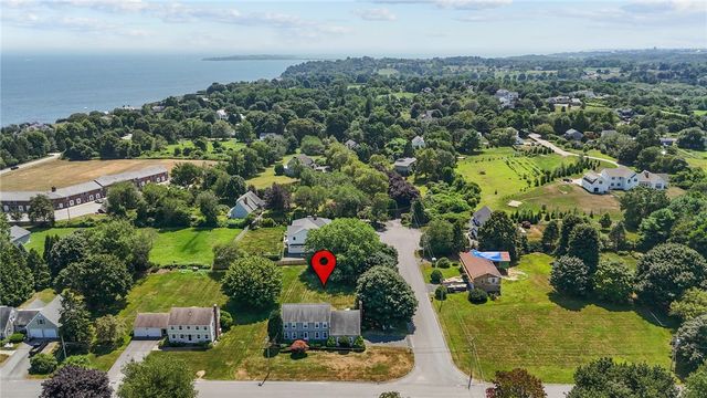 78 Cornelius Drive, Portsmouth, RI 02871