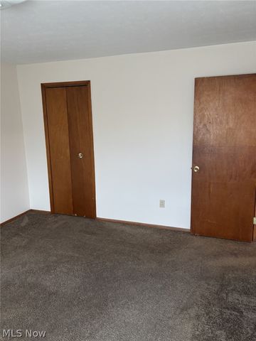 23831 David Drive 205, North Olmsted, OH 44070