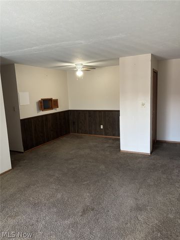 23831 David Drive 205, North Olmsted, OH 44070