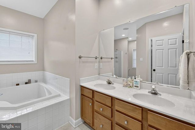 11518 JOHN MARSHALL HWY, Markham, VA 22643