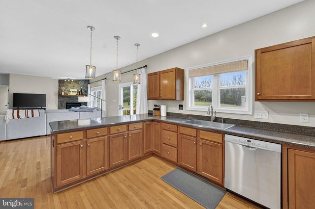 11518 JOHN MARSHALL HWY, Markham, VA 22643