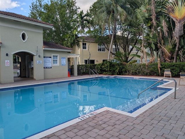 2851 W Prospect Road 701, Tamarac, FL 33309