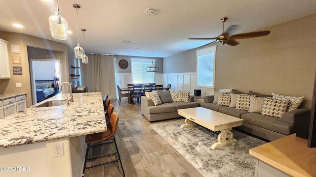 7925 S 24TH Way, Phoenix, AZ 85042