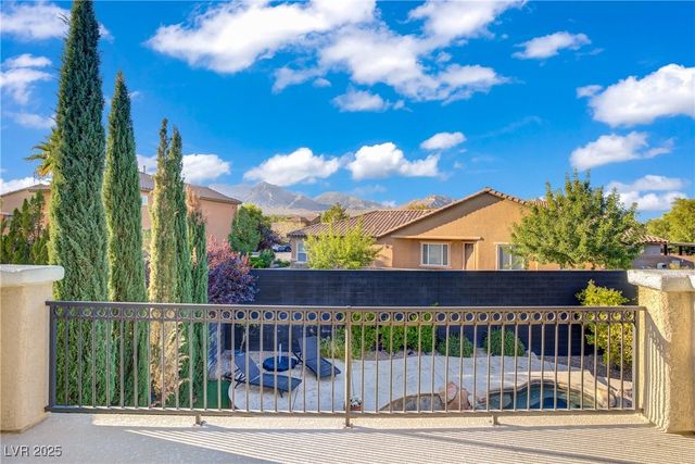 1081 Maple Bend Court, Las Vegas, NV 89138