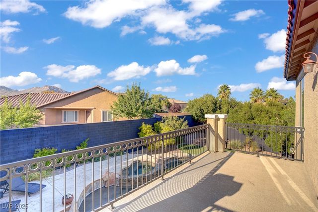 1081 Maple Bend Court, Las Vegas, NV 89138