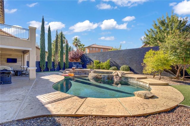 1081 Maple Bend Court, Las Vegas, NV 89138