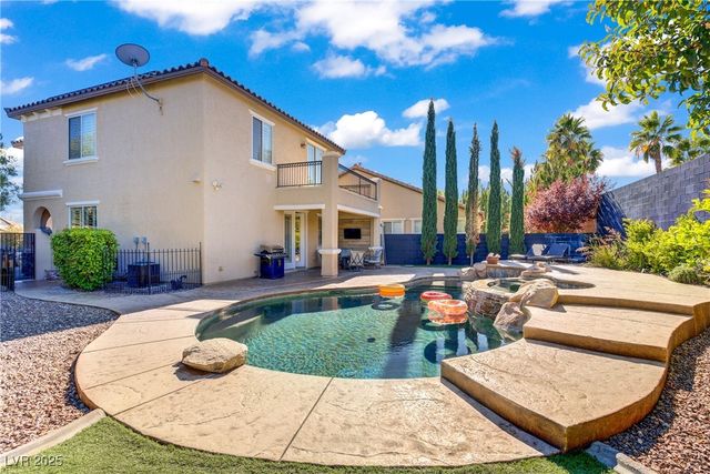 1081 Maple Bend Court, Las Vegas, NV 89138