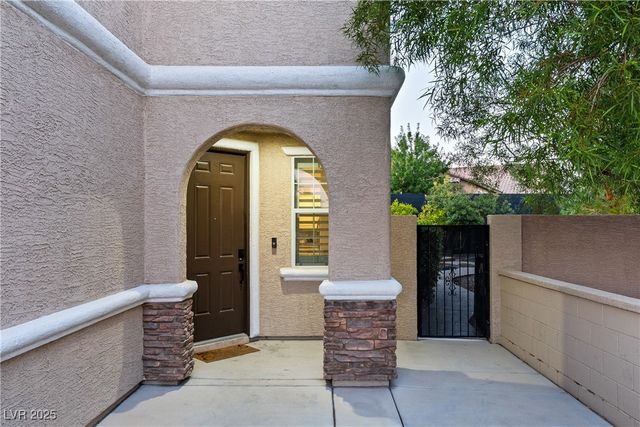 1081 Maple Bend Court, Las Vegas, NV 89138