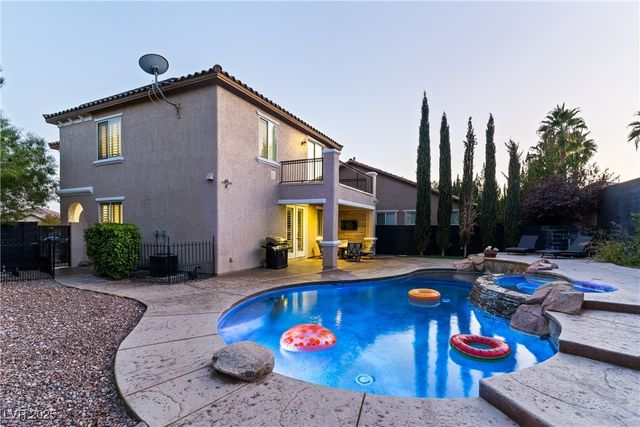 1081 Maple Bend Court, Las Vegas, NV 89138